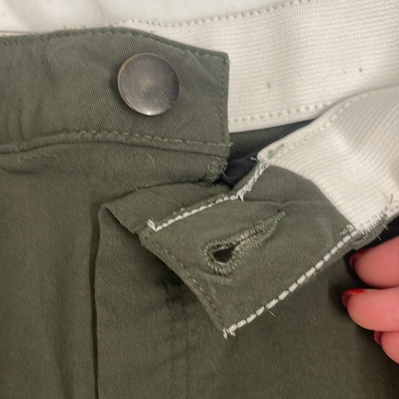 Ricki’s Slim Ankle Pants Olive Stretchy Pockets Pull On Elastic Waist Size S - Picture 2 of 15